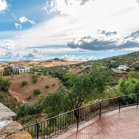 Awesome Home In Antequera With Wifi Экстерьер фото